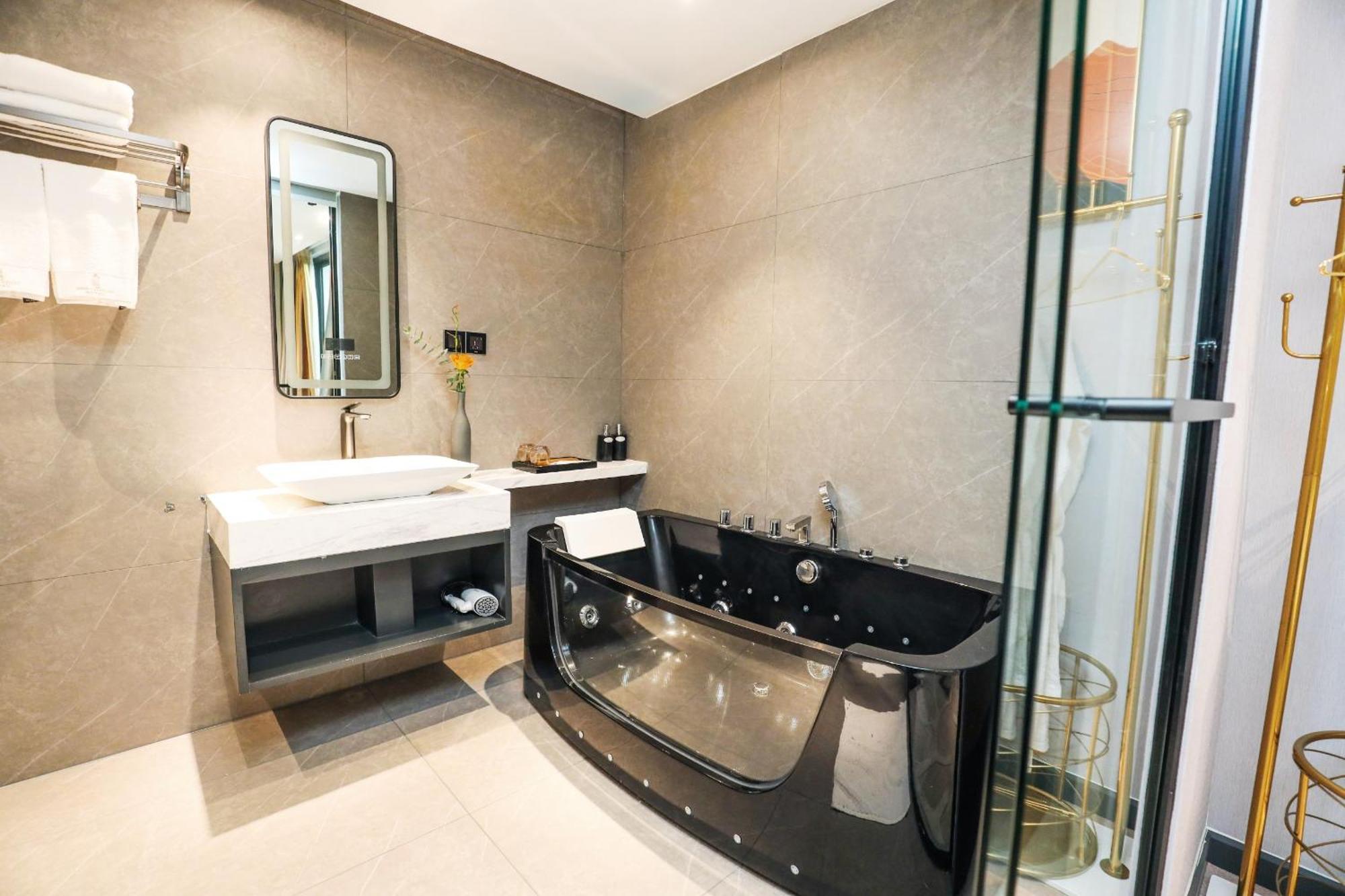 New Century Dalat Hotel Da Lat Dış mekan fotoğraf